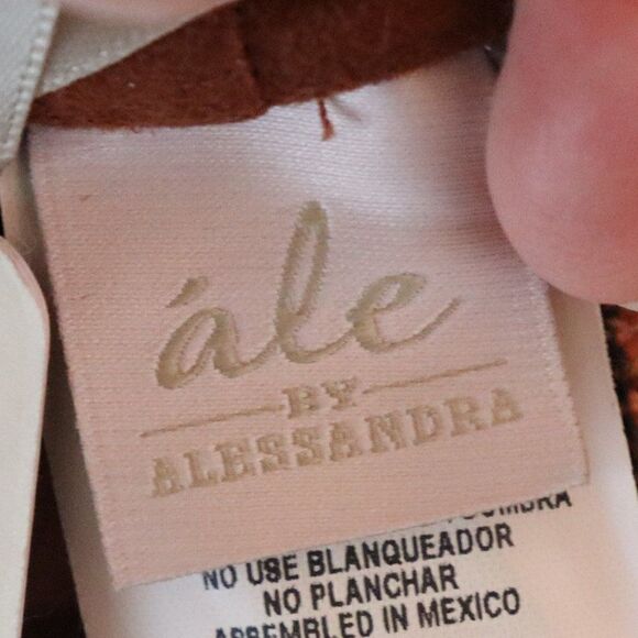 Ale by Alessandra Suede Boho Crop Bikini Top Size M New - Picture 4 of 7